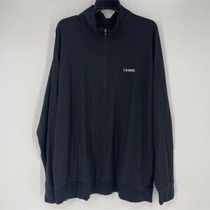 Travis Matthew’s 1/2 zip front lightweight jacket